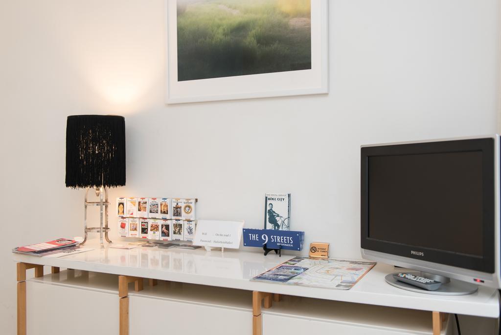 B&B Jordaan Corner Amsterdam Bagian luar foto